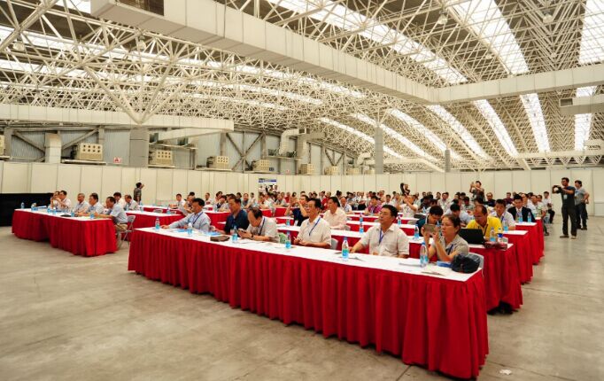 中國綠色建材產(chǎn)業(yè)發(fā)展聯(lián)盟全國非金屬礦專委會(huì)成立大會(huì)在昆山召開